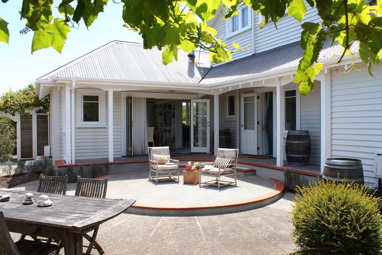 Browns Boutique Bed&Breakfast Whanganui Extérieur photo