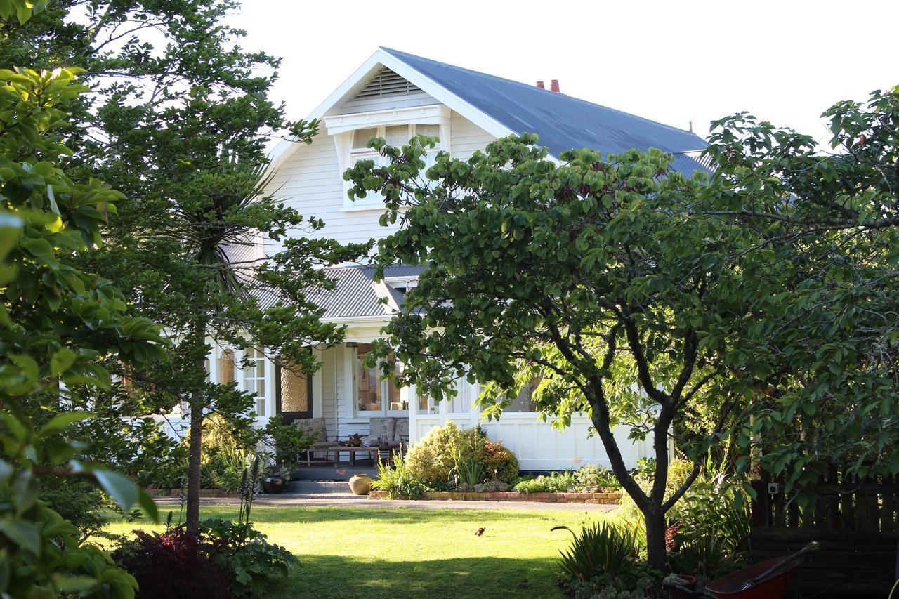 Browns Boutique Bed&Breakfast Whanganui Extérieur photo