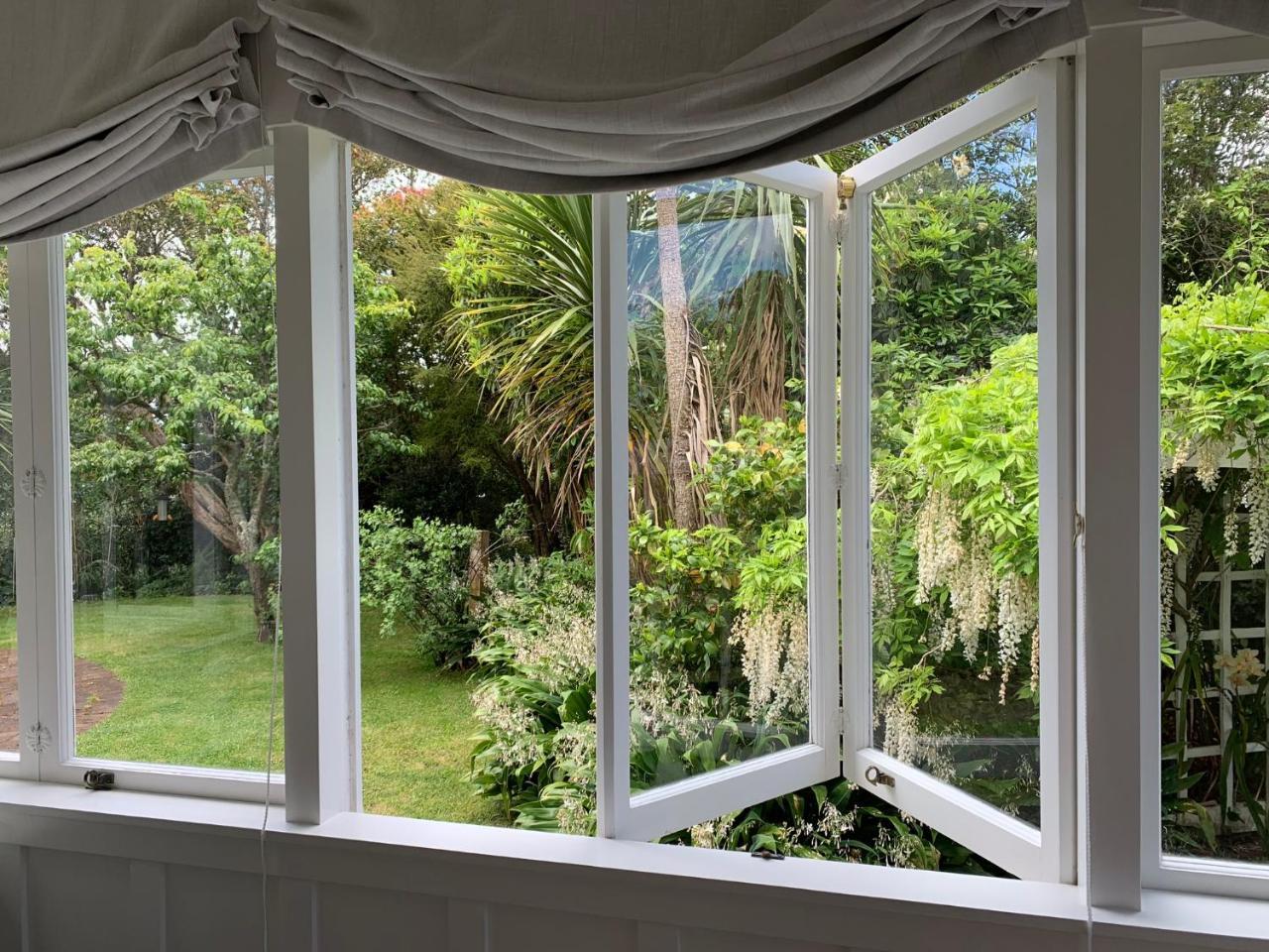 Browns Boutique Bed&Breakfast Whanganui Extérieur photo