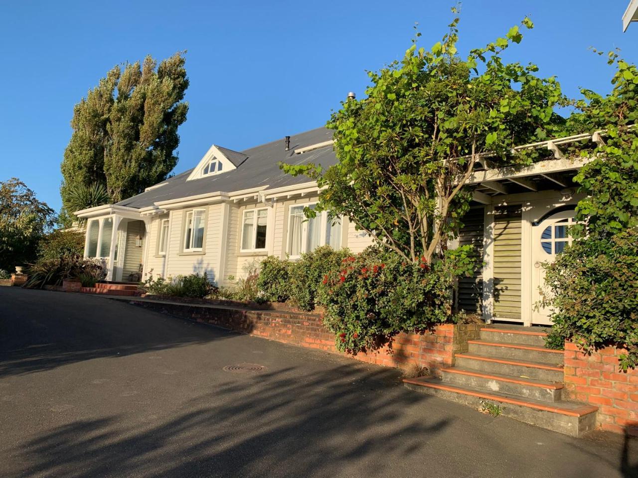 Browns Boutique Bed&Breakfast Whanganui Extérieur photo